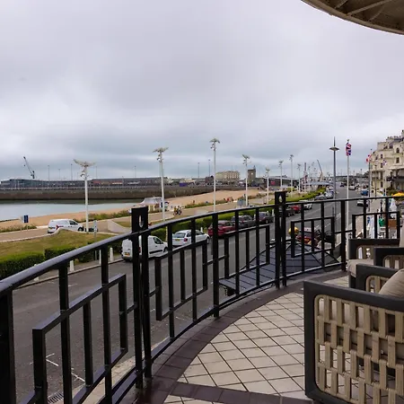 Dover Marina Hotel & Spa, Tapestry Collection By Hilton-2
